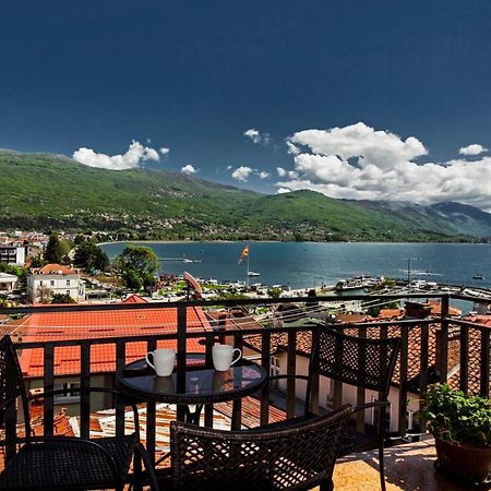 Ines Apartments Ohrid Buitenkant foto