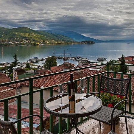 Ines Apartments Ohrid Buitenkant foto