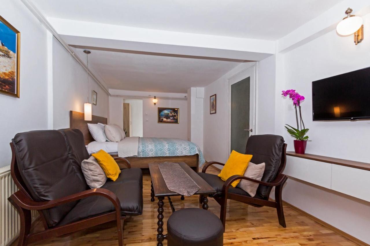Ines Apartments Ohrid Buitenkant foto